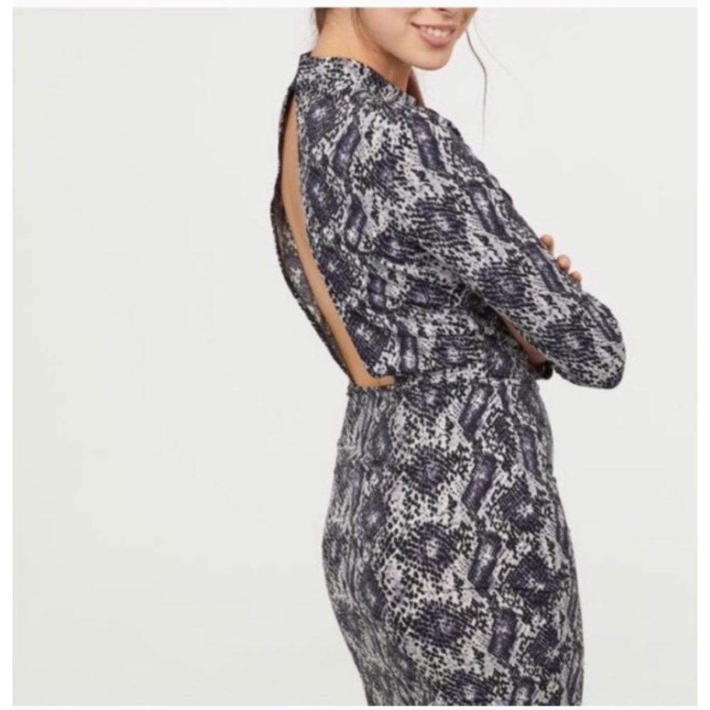 NWT H&M Open Back Snakeskin Print Mini Dress